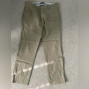 Banana Republic Gavin Chinos 33x32